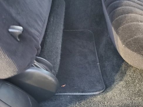 Used 1991 Pontiac Firebird Base image 27