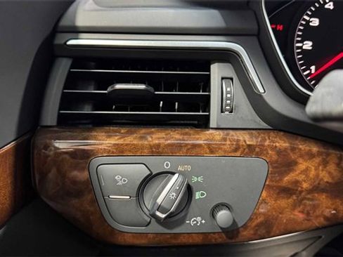 Used 2019 Audi A4 2.0T Premium w/ Convenience Package image 25
