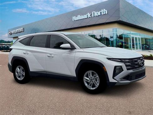 New 2026 Hyundai Tucson SE image 10