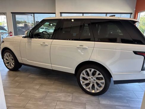 Used 2018 Land Rover Range Rover HSE AWD/4WD image 6