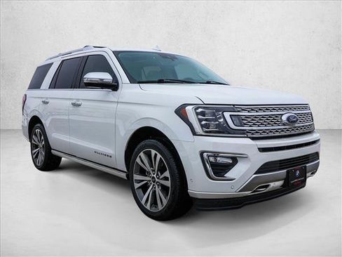Used 2020 Ford Expedition Platinum image 3