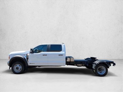 Used 2025 Ford F550 4x4 Crew Cab Super Duty image 8