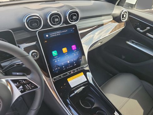 Certified 2026 Mercedes-Benz GLC 300 image 19