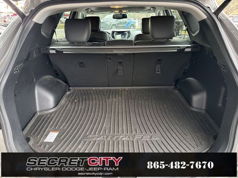 Used 2018 Hyundai Santa Fe Sport image 17