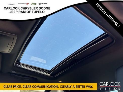 Used 2022 Dodge Challenger R/T w/ Plus Package image 25