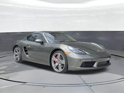Certified 2025 Porsche 718 Cayman S RWD image 6