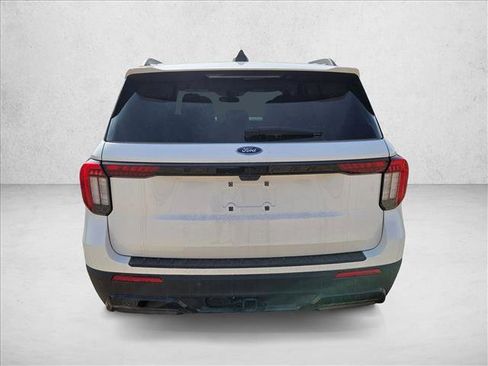 New 2025 Ford Explorer ST-Line image 9