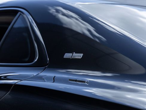 Used 2025 Bentley Flying Spur Plug-In Hybrid AWD/4WD image 23