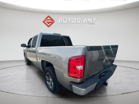 Used 2007 Chevrolet Silverado 1500 LT w/ 1LT Convenience Package RWD image 4
