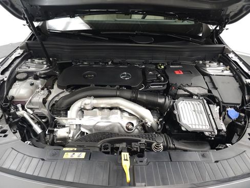 Certified 2026 Mercedes-Benz GLB 250 4MATIC image 32