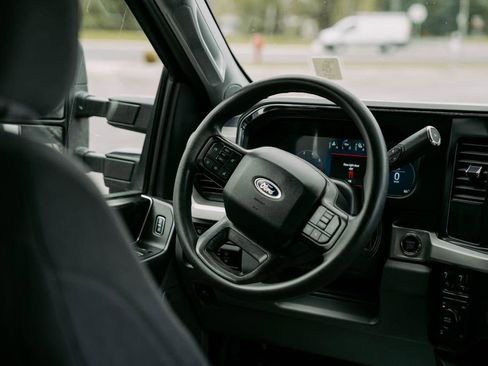 Used 2024 Ford F350 XLT w/ XLT Premium Package image 12