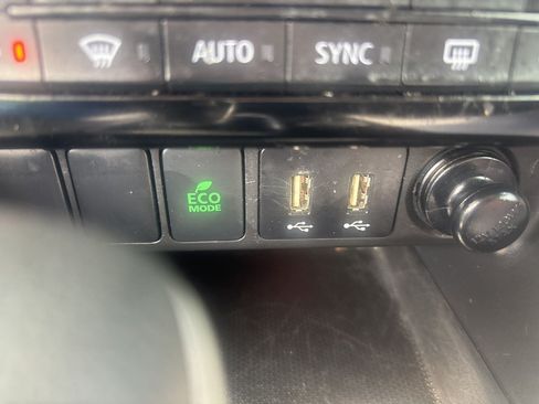 Used 2025 Mitsubishi Eclipse Cross SE AWD/4WD image 30