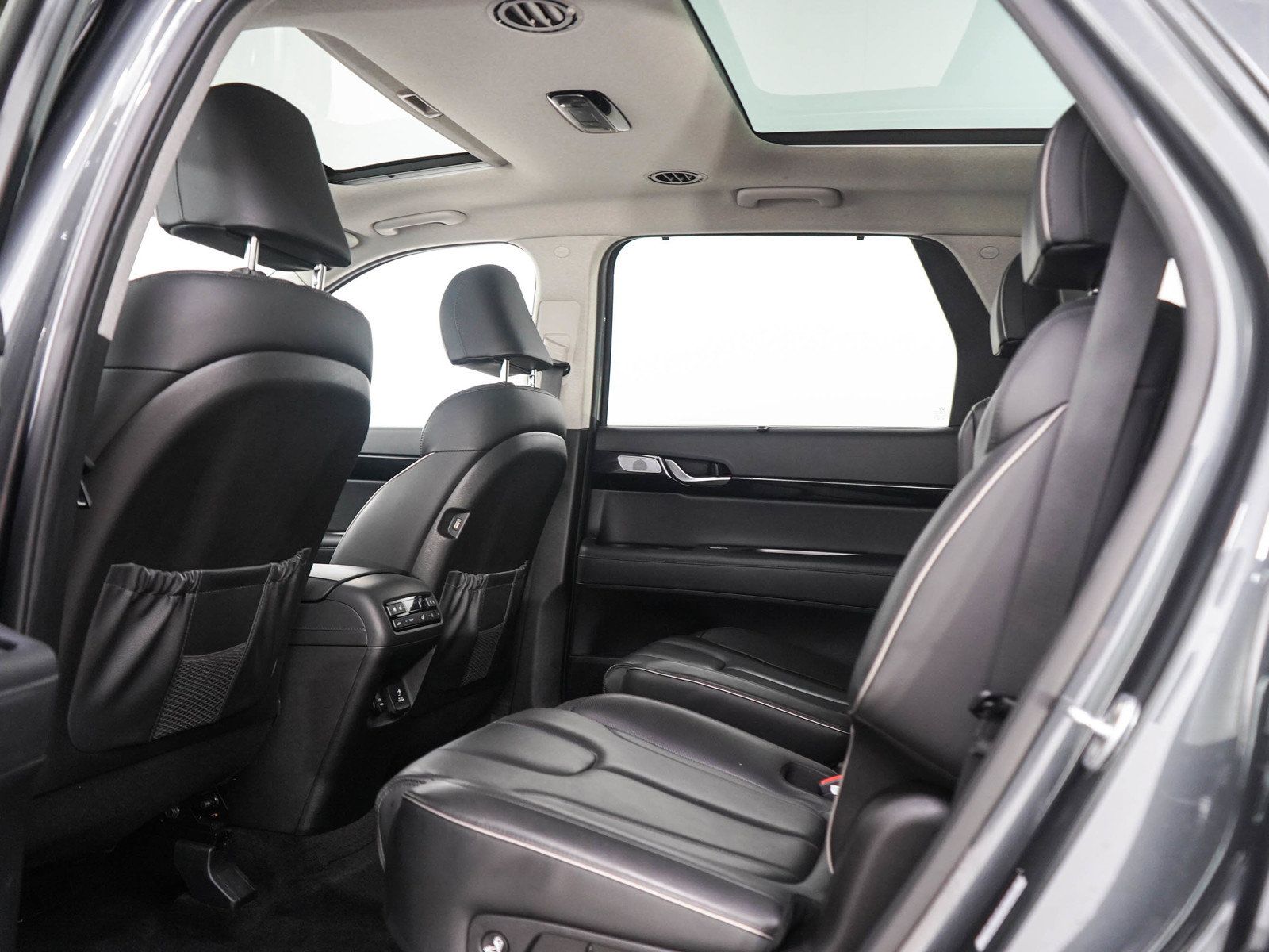 Used 2021 Hyundai Palisade Limited AWD/4WD image 18