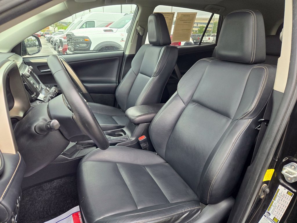 Used 2013 Toyota RAV4 Limited AWD/4WD image 15