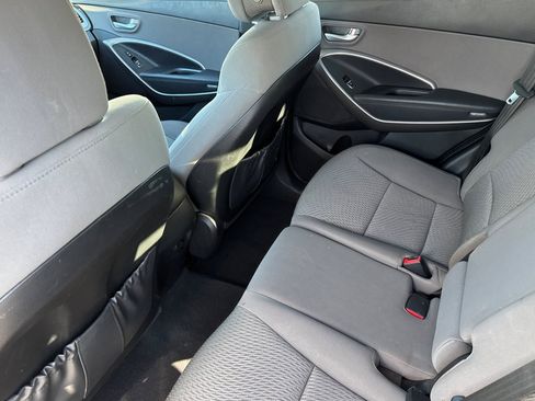 Used 2016 Hyundai Santa Fe Sport image 9