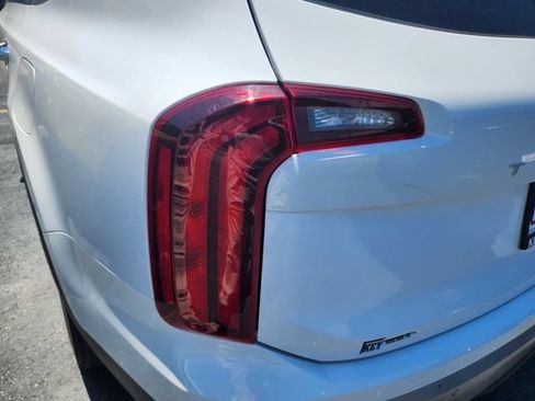 Used 2023 Kia Telluride S w/ S Sunroof Package AWD/4WD image 5