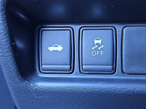 Used 2018 Nissan Maxima 3.5 SV image 28