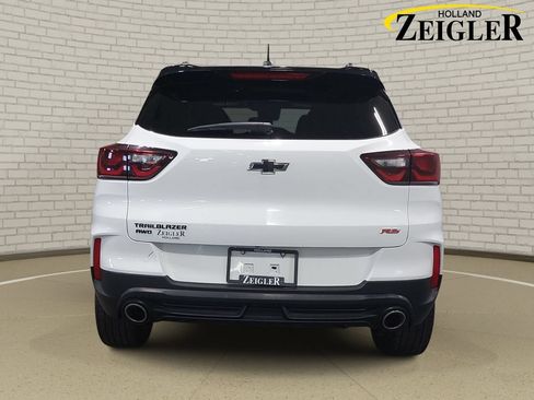 Used 2024 Chevrolet TrailBlazer RS AWD/4WD image 6