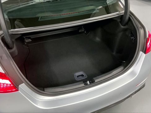 Used 2025 Mercedes-Benz C 300 Sedan image 32