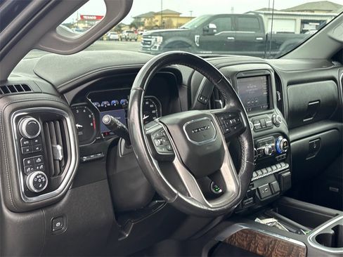 Used 2019 GMC Sierra 1500 Denali w/ Denali Ultimate Package image 10