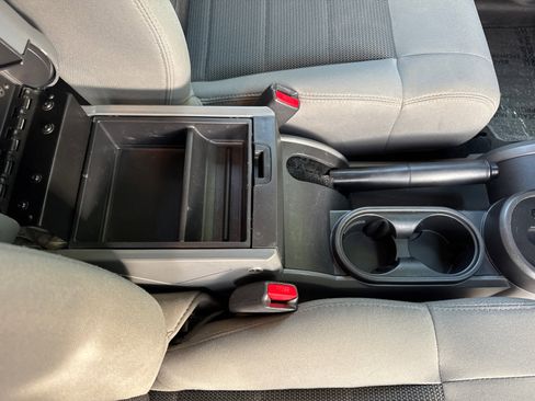 Used 2010 Jeep Wrangler Unlimited Sport image 17