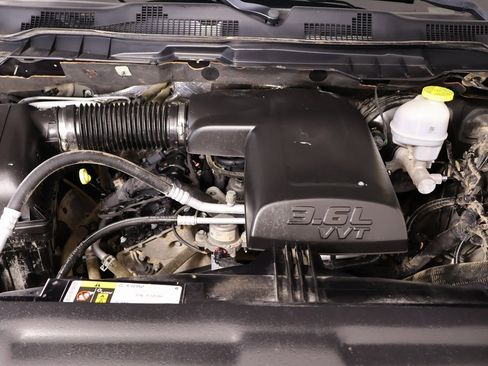 Used 2020 RAM 1500 Tradesman w/ Popular Equipment Group image 18