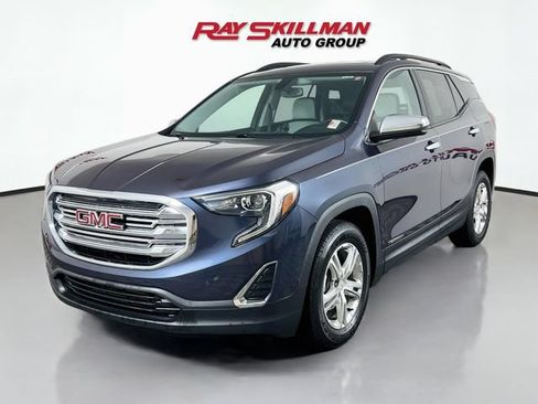 Used 2019 GMC Terrain SLE w/ Driver Convenience Package FWD image 3