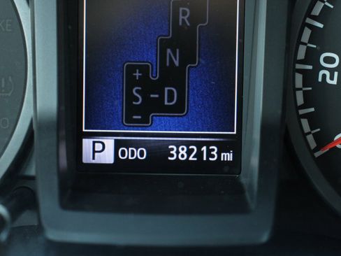 Certified 2023 Toyota Tacoma SR image 28