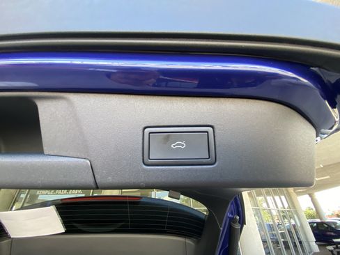 Certified 2022 Volkswagen ID.4 Pro S RWD image 19