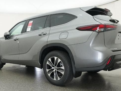 New 2026 Toyota Highlander XLE AWD/4WD image 21