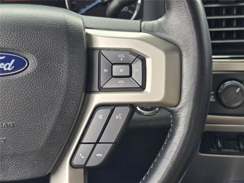 Certified 2022 Ford F250 Lariat w/ Lariat Ultimate Package AWD/4WD image 29