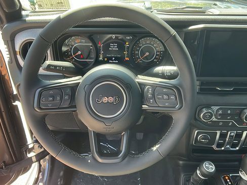 New 2025 Jeep Wrangler Sport S image 22