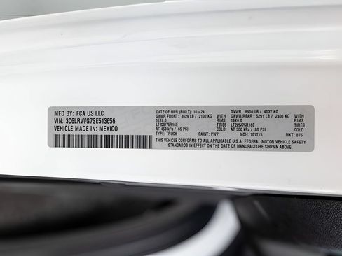 Used 2025 RAM ProMaster 2500 w/ Convenience Group FWD image 54