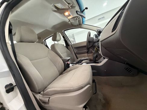 Used 2011 Ford Focus S FWD image 12