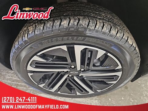 New 2026 Chevrolet Equinox RS w/ Convenience Package III image 9