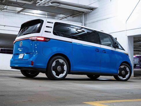 New 2025 Volkswagen ID. Buzz Pro S Plus image 6