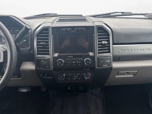Used 2022 Ford F450 XLT image 11