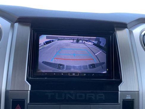 Used 2018 Toyota Tundra SR5 image 25