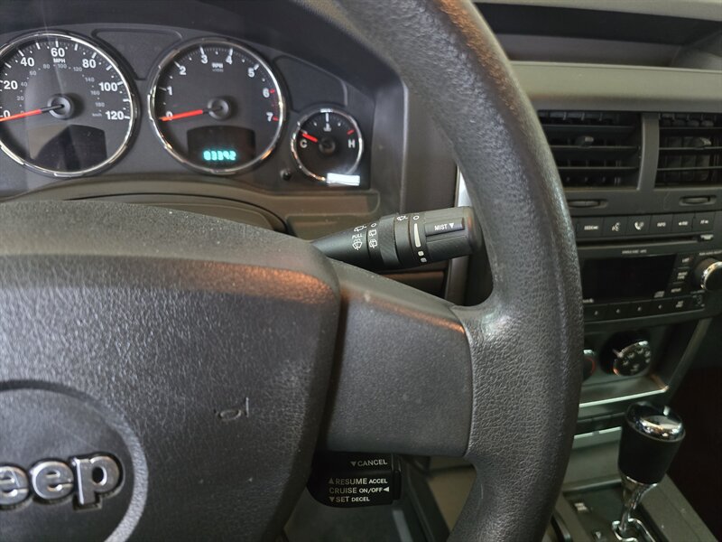 Used 2009 Jeep Liberty Sport w/ Popular Equipment Group AWD/4WD image 23