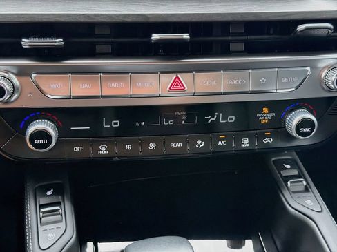 Used 2025 Kia Telluride EX X-Line AWD/4WD image 35