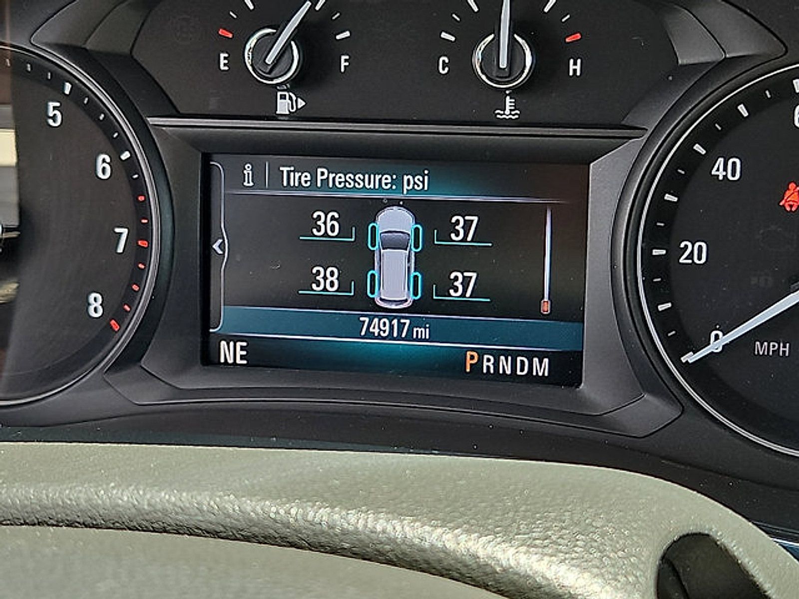 Used 2019 Buick Encore Preferred AWD/4WD image 21