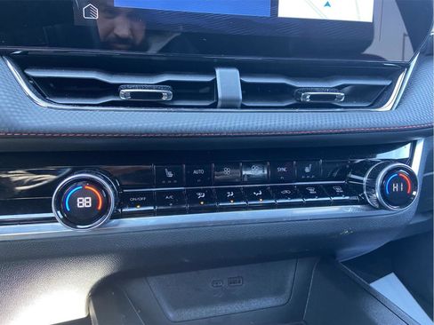 Used 2026 Chevrolet Equinox RS w/ Safety and Technology Package image 33