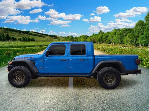 Used 2023 Jeep Gladiator Mojave w/ Trailer Tow Package AWD/4WD image 3
