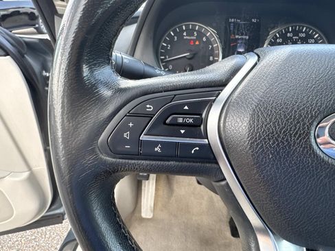 Used 2019 INFINITI Q50 Luxe RWD image 24