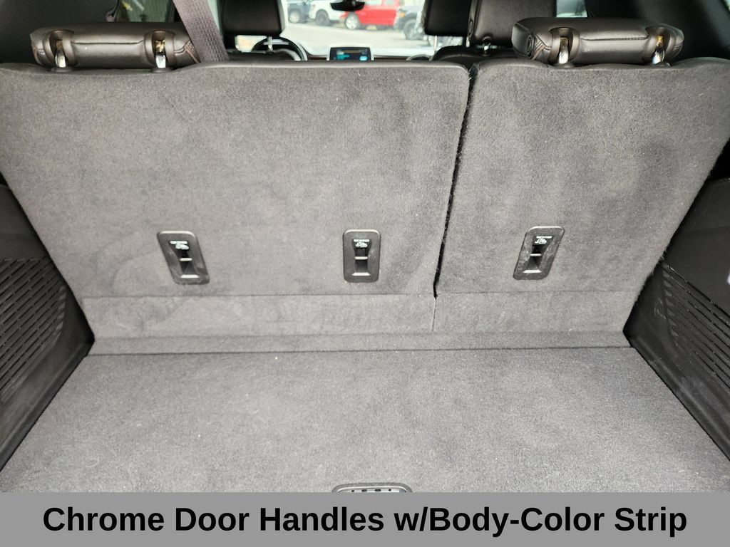 Used 2022 Chevrolet Tahoe High Country AWD/4WD image 21