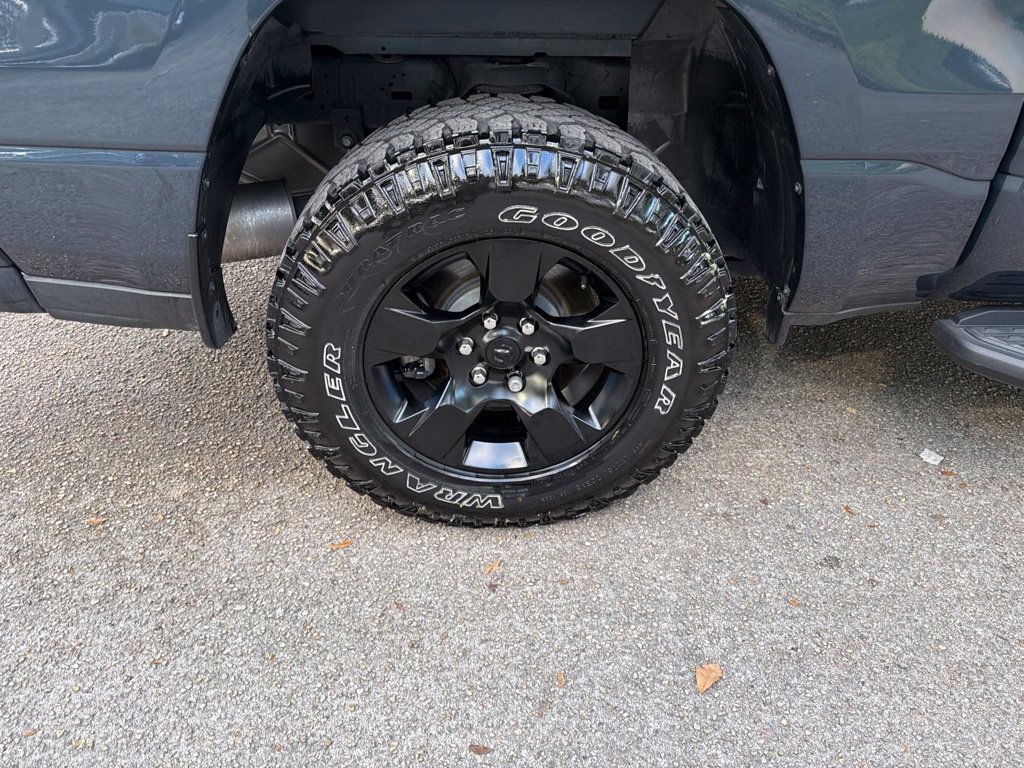 Used 2025 RAM 1500 Warlock AWD/4WD image 23