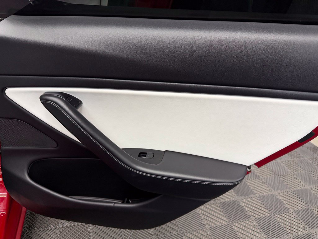 Used 2019 Tesla Model 3 Standard Range RWD image 44