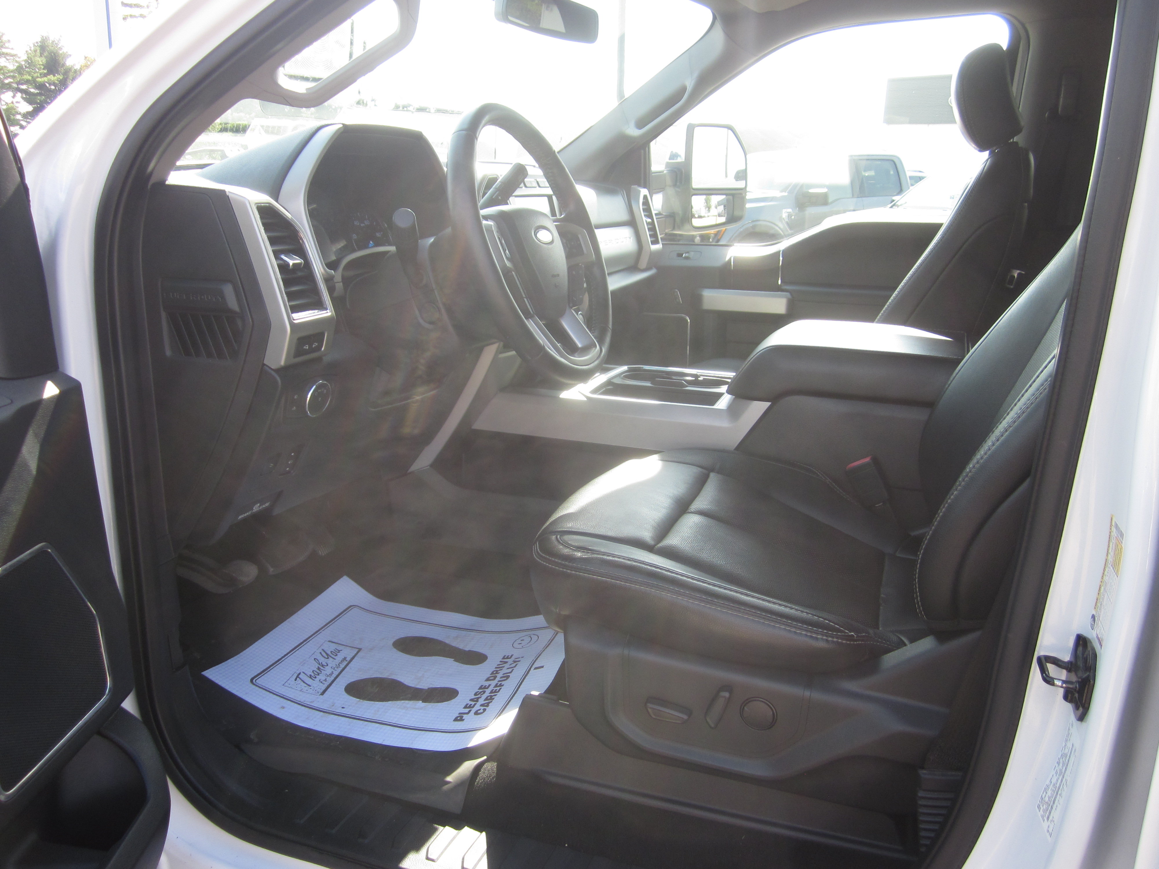 Used 2020 Ford F250 Lariat w/ Lariat Ultimate Package AWD/4WD image 12