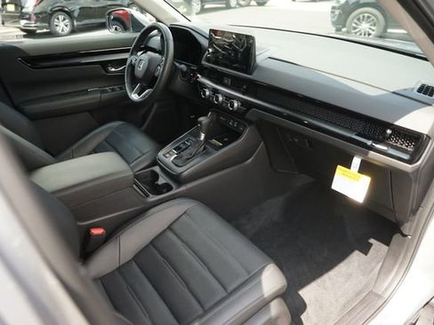 Used 2024 Honda CR-V EX-L image 18