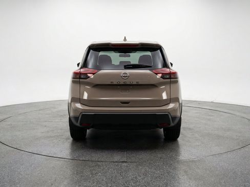 Used 2025 Nissan Rogue SV FWD image 7